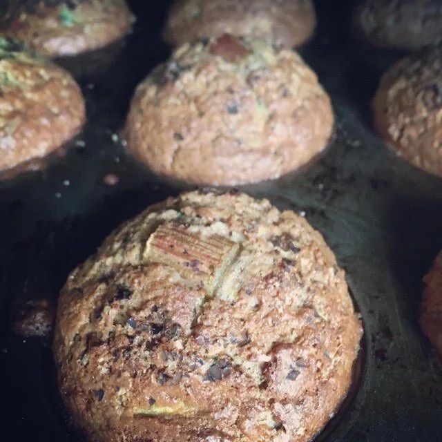 Carrot & laver muffin, cheese-topped